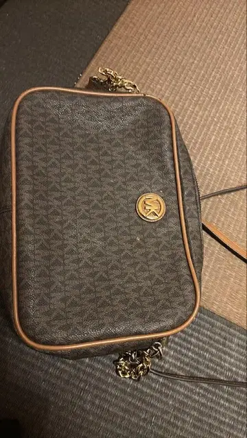 Michael Kors 브라운 숄더백