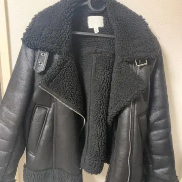 H&M 블랙 쉘 라이더 자켓 160/88A