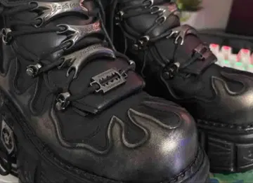 뉴 락 스타일 부츠