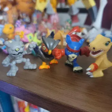 디지몬 세이버즈 공식 피규어 4세트