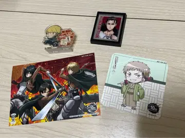 진격의 거인 캐릭터 굿즈 세트