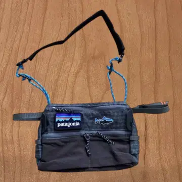 [ 미사용 새상품 ] patagonia 숄더백 블랙 방수