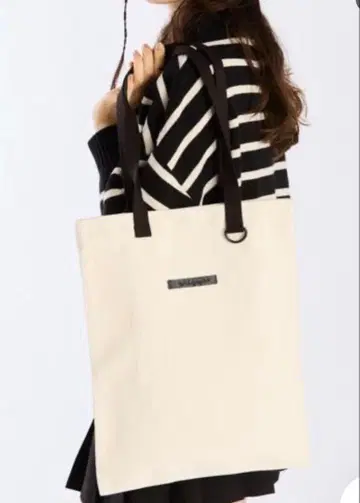 TO b.by agnes b. 로고 토트백