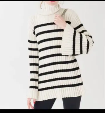 트루 바이 마리코 오이카와 보더 니트