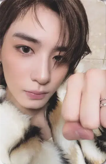 BOYNEXTDOOR Pause ver. LEEHAN The Action