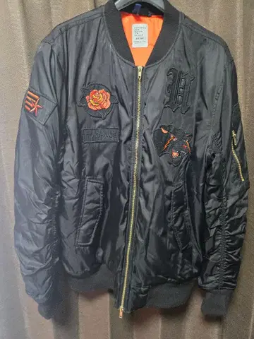 MA-1 플라이트 자켓 장미 자수 TO CHAOS