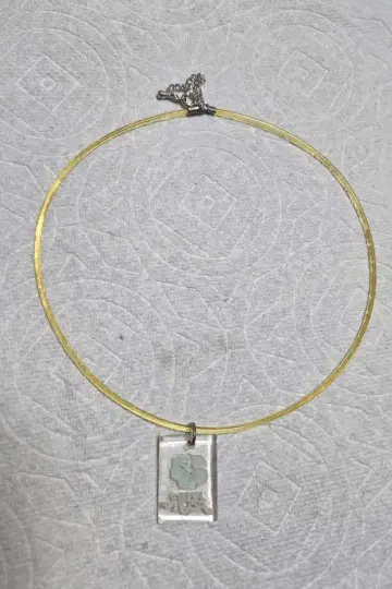 ALBA ROSA 튜브 목걸이