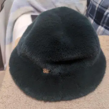 MARY QUANT (마리퀀트) 볼륨 퍼 라운드 햇