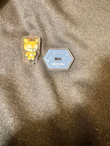 miniteen 아크릴 스탠드 샤스미