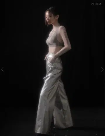 melt the lady fake leather pants