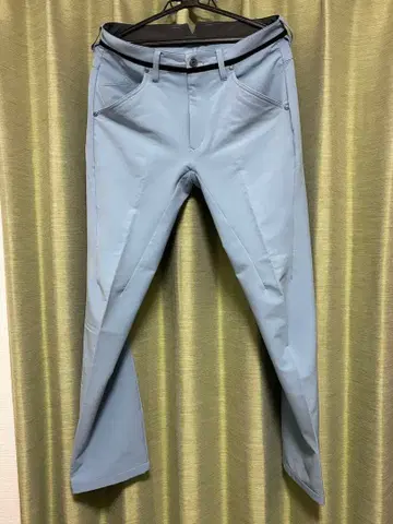 데상트 르꼬끄 라이트 블루 골프 팬츠