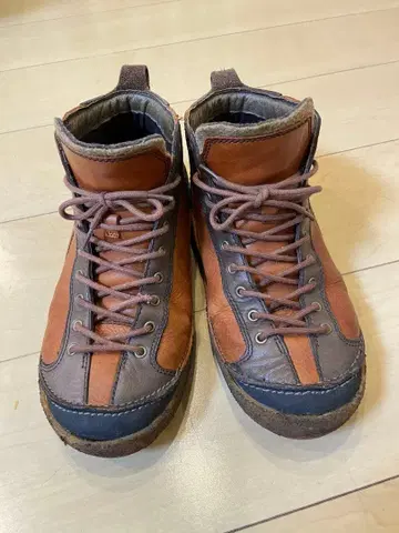 메렐 바르셀로나 미드 26.5cm