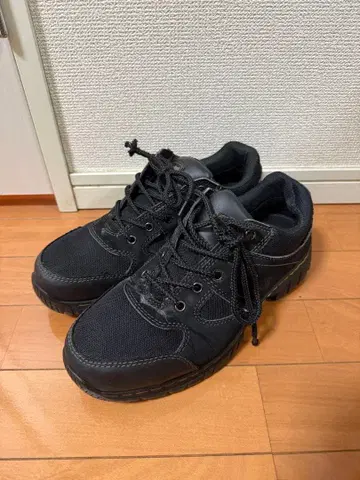 닥터마틴 RS2 BO 스틸토 블랙