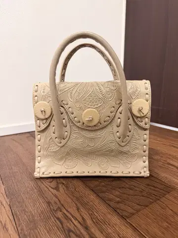 CARVING TRIBES 카빙 트라이브스 그레이스 콘티넨탈