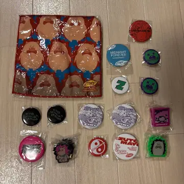 계속 한밤중이면 좋을 텐데. 가챠 묶음 판매