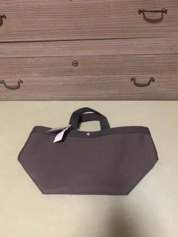 에르베샤 펠리에 707c 느와르 보트형 경량 토트백 M 브라운