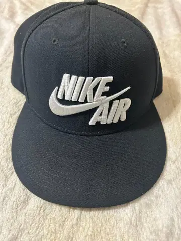 Nike Air(나이키) 블랙 캡 댓글로 가격 인하 요청 가능