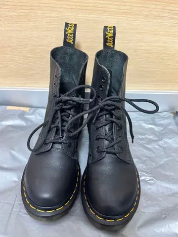 닥터마틴 부츠