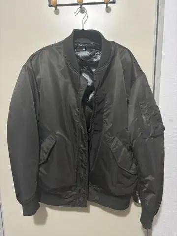 +J 하이브리드 다운 오버 사이즈 MA-1 블루종