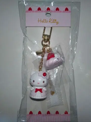 산리오 딸기 휘핑 케이크 키링 키티