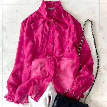 새상품급 Theory luxe 시어 프릴 보타이 블라우스 쉬폰