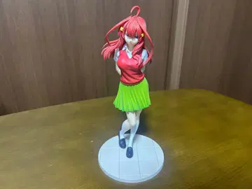 5등분의 신부 나카노 이츠키 1/8 완성품 피규어 (코토부키야샵 한정판)