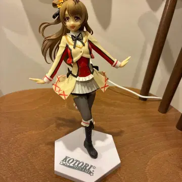 코토리쨩 러브 라이브 피규어