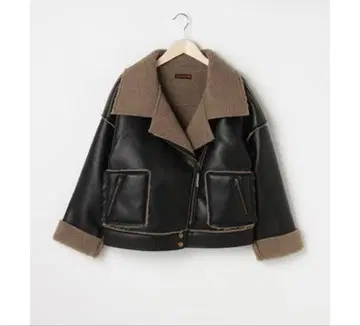 Lovetoxic 보아 아우터 미사용 새상품