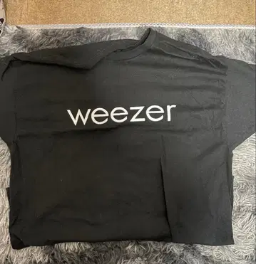 Weezer 티셔츠