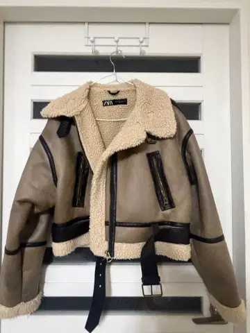 ZARA 보아 페이크 무스탕 라이더 자켓 베이지 EUR M