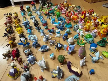 포켓몬 몬코레 손가락 인형 피규어 묶음 판매 약 150점