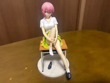 5등분의 신부 나카노 이치카 1/8 완성품 피규어 (코토부키야샵 한정판)