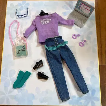 리카짱 해시태그 의류 옷 갈아입히기 인형 유이유이