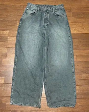 ZARA 엑스트라 배기 데님