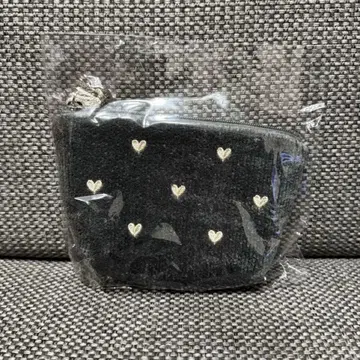 새상품 FEILER 페일러 러브러리 하트 보트형 파우치 S