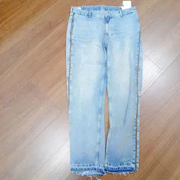 자라 ZARA 라이트 블루 데님 팬츠 사이드 지퍼 포함 빅 사이즈