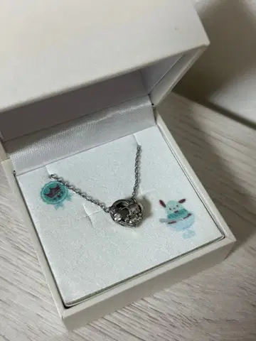 white clover 포차코 목걸이