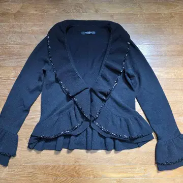 비키 PREMIUMbyVICKY 비쥬 장식 프릴 디자인 가디건