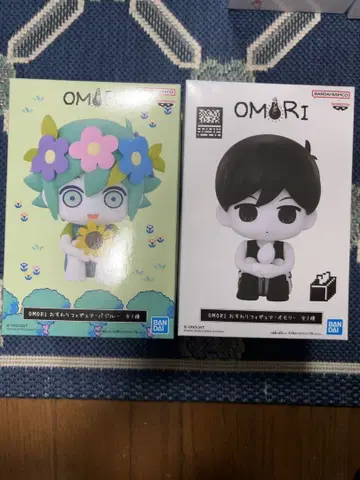 OMORI 앉아 피규어 2종 세트