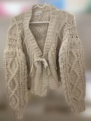 merry jenny 메리제니 니트 가디건 숏 기장 리본 화이트