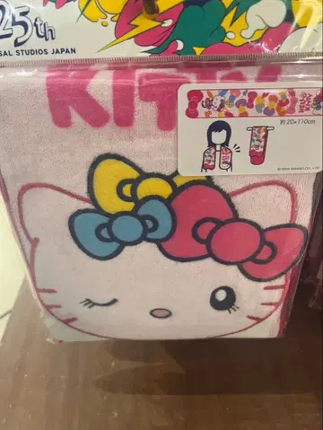 USJ 한정판 25th 키티 머플러 타월