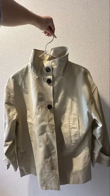 H&M 베이지 트렌치코트