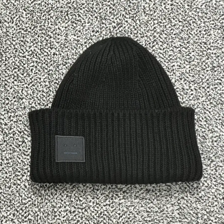 Matin Kim Logo Jacquard Short Beanie Black #패션,#비니,#마땡킴 on