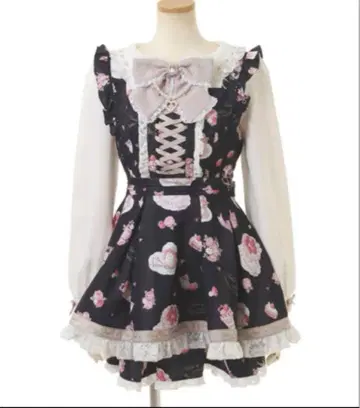 LIZLISA Salon de Fraise 패턴 셋업