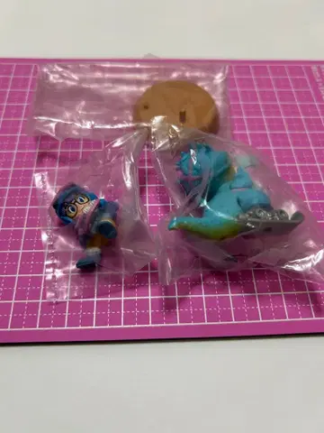 아라레와 공룡 Dr. 슬럼프 아라레짱 피규어 가챠가챠