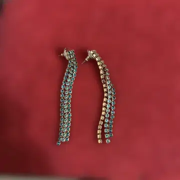 스와로브스키 파랑과 골드 컬러 스톤 귀걸이