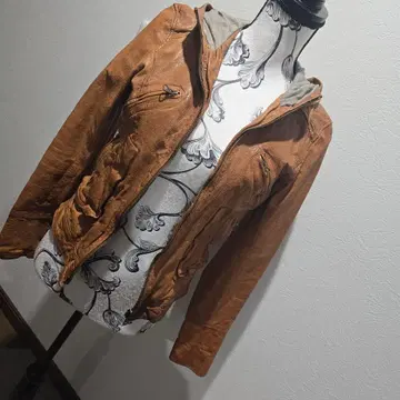 스콧 클럽 새상품급 브라운 가죽 후드 부착 자켓