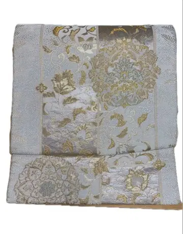 골드 꽃무늬 오비 호몬기 전통 예복 기모노 후리소데 이로무지