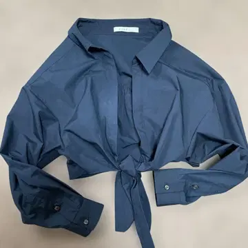 에트레토쿄 레이어드 셔츠 네이비 블라우스 허리 리본 앞묶음