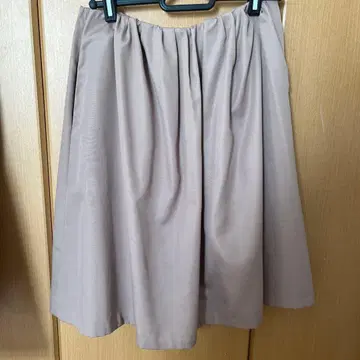 Ballisey 플레어 스커트 36 베이지 네이비